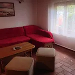Chata C.6 Holiday home